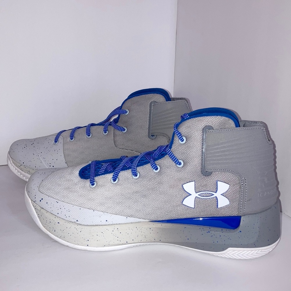 Under armor shoes